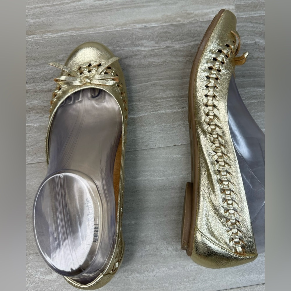 Kelly & Katie Dream Weaver Gold Vegan Leather Bow Tie Flats Womens 6 - Picture 4 of 10